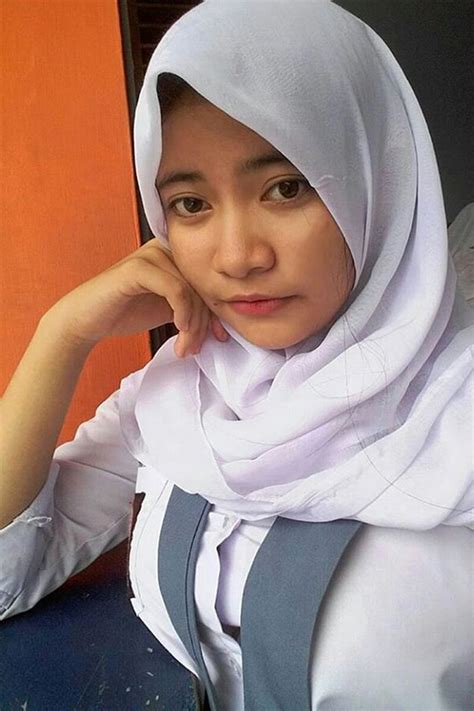 rebecca viral xxx|Ngentot Rebecca Siswi SMA Bandung viral Pakai Baju Jilbab。